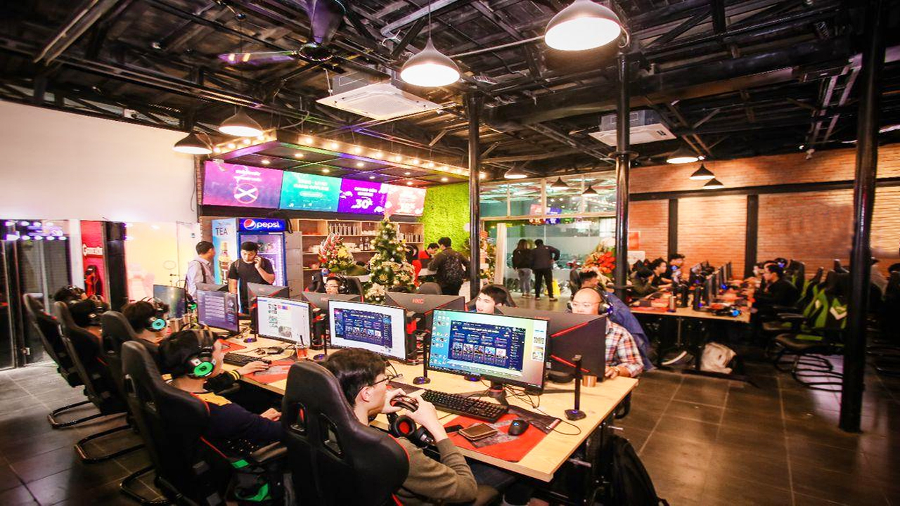 tang-ngay-10-goi-ho-tro-kinh-doanh-game-net-toan-dien-nam-2022-cho-khach-hang-o-da-nang-phongnetdanang.com-3