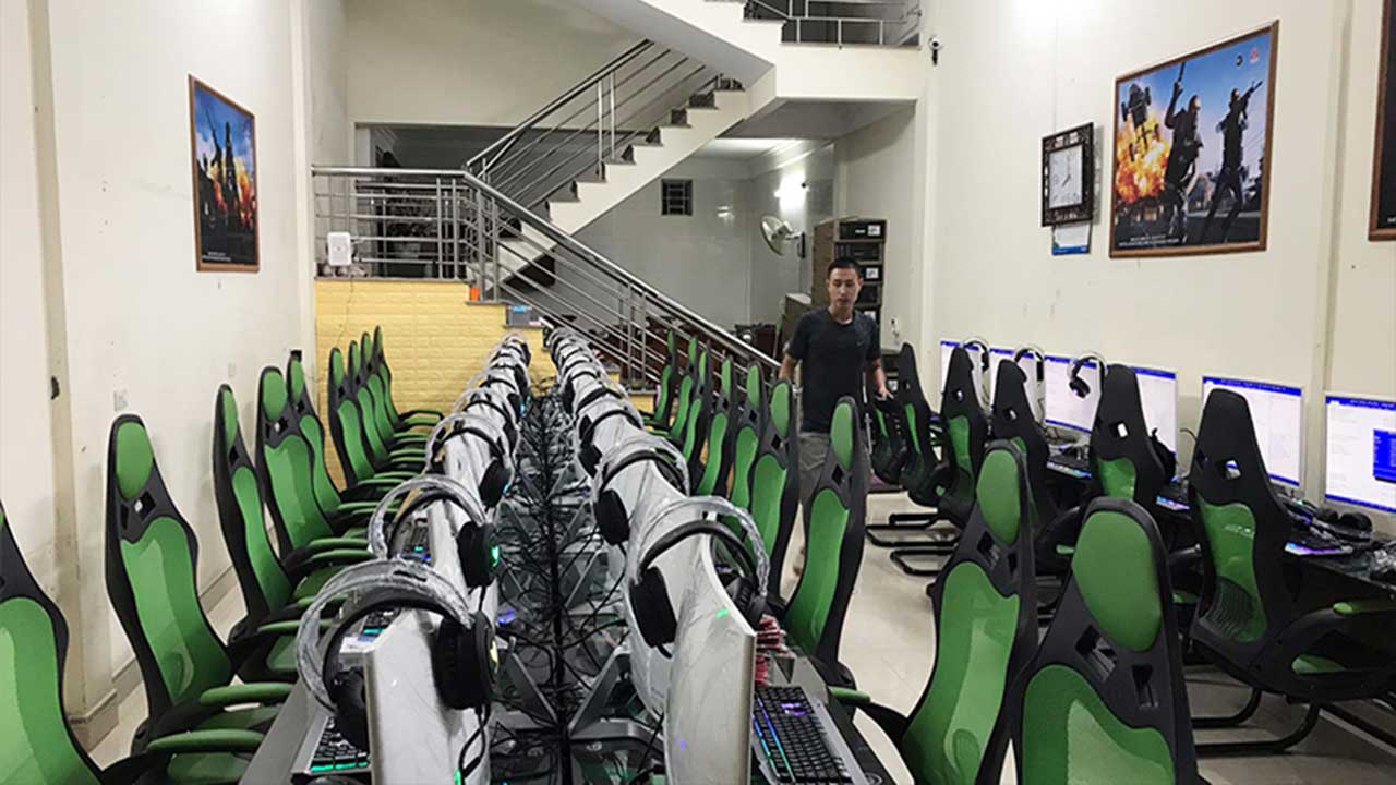 co-nen-mua-ghe-phong-net-gia-re-2