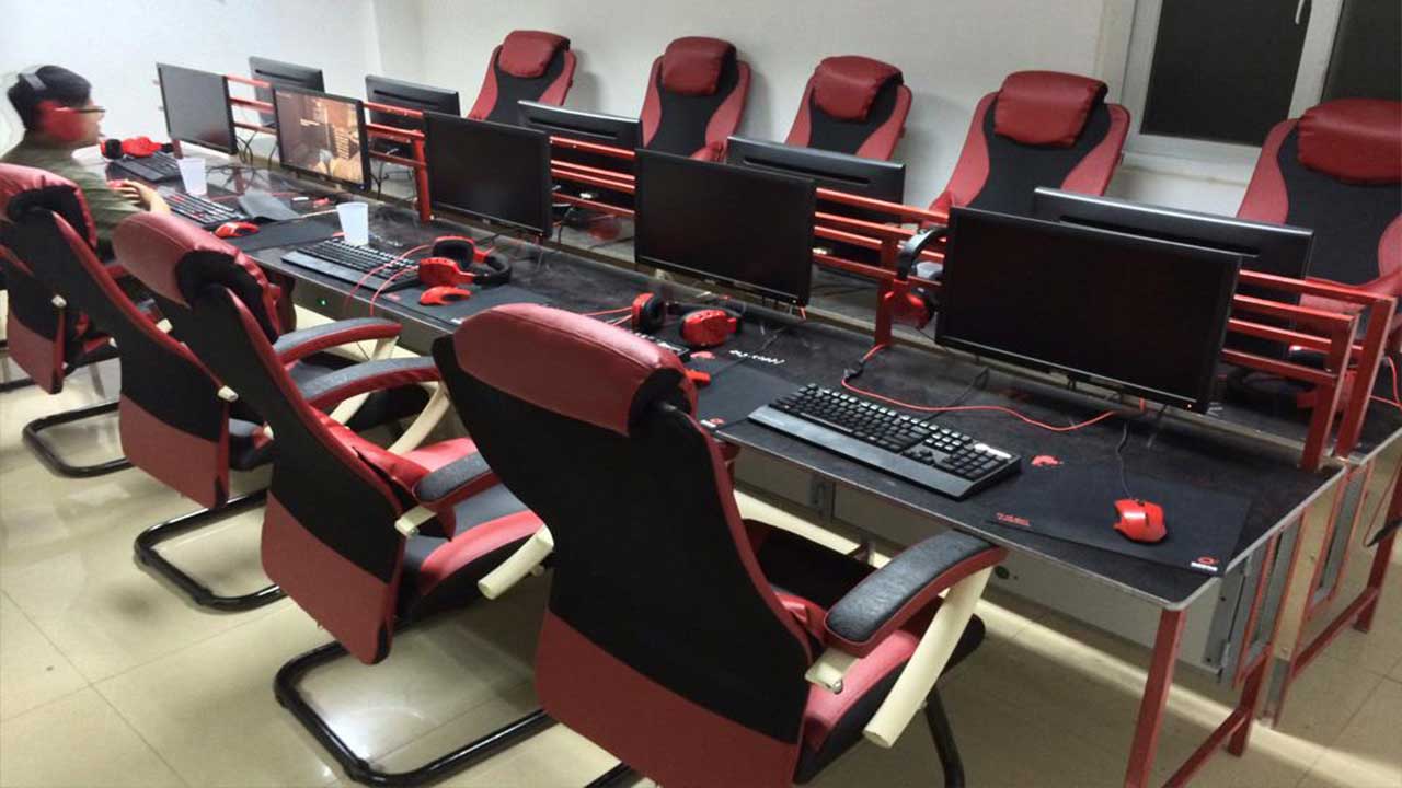 kinh-nghiem-chon-ghe-phong-net-thanh-ly-ban-nen-biet-2