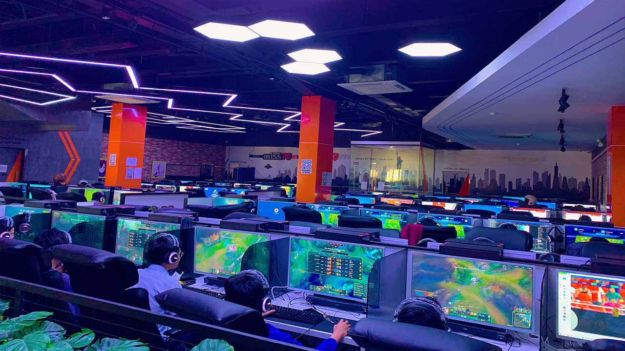 kinh-nghiem-lap-dat-phong-net-tai-da-nang-1