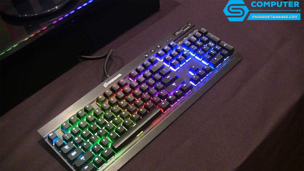 top-nhung-mau-ban-phim-co-cho-quan-net-ua-chuong-nhat-hien-nay-1