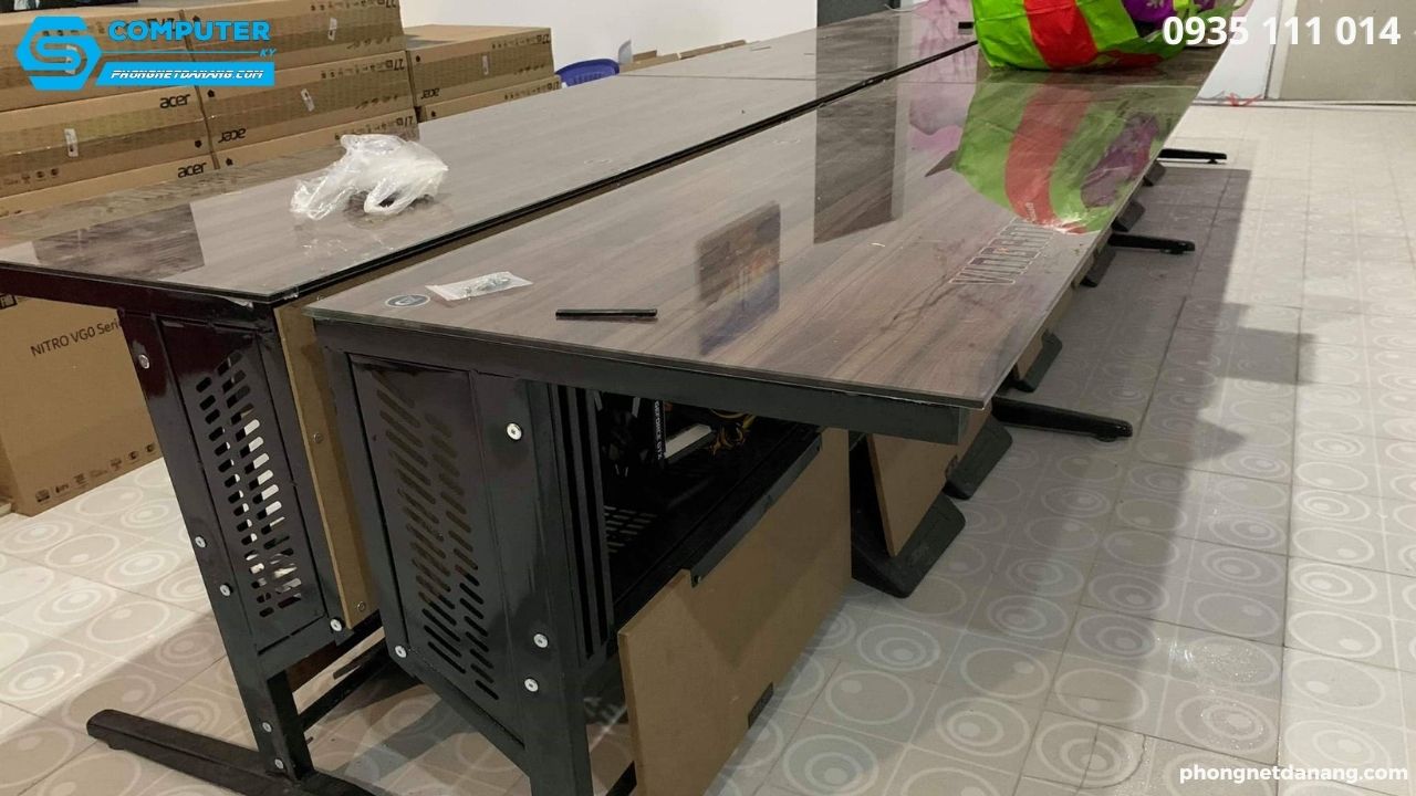 kich-thuoc-ban-ghe-phong-game-khong-chi-la-dep-ma-con-phai-chuan